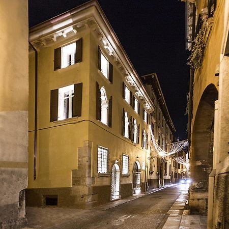 Residenza Palazzo Brenzoni Apartment Verona Exterior foto